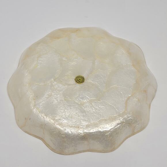 Capiz Shell Trinket Box Tray Floral Orchid Inlay Scalloped Edge Vintage SM CHIP - Picture 9 of 14